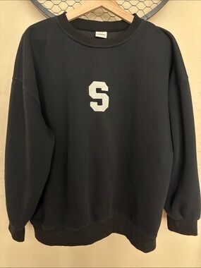 Women’s oversized sweatshirt
